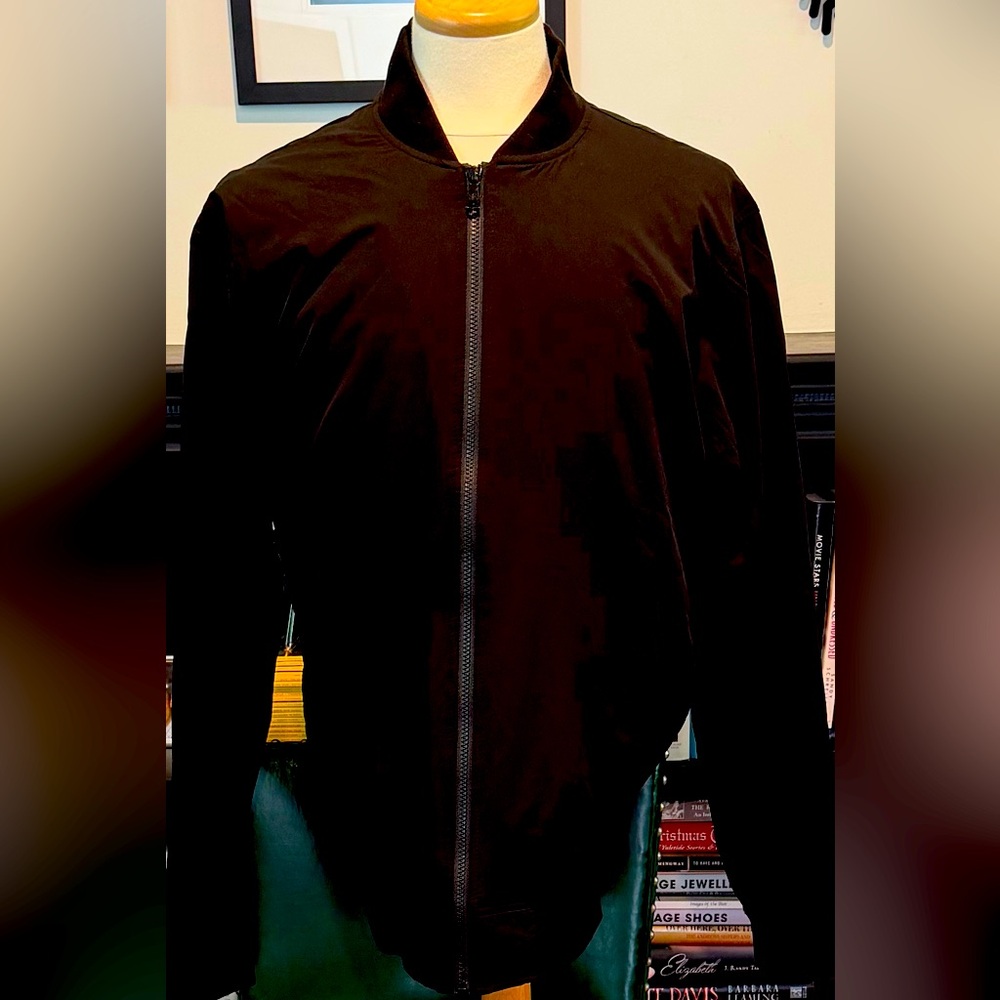 Black Bomber Jacket. Banana Republic. Size XXL. Excellent Condition.